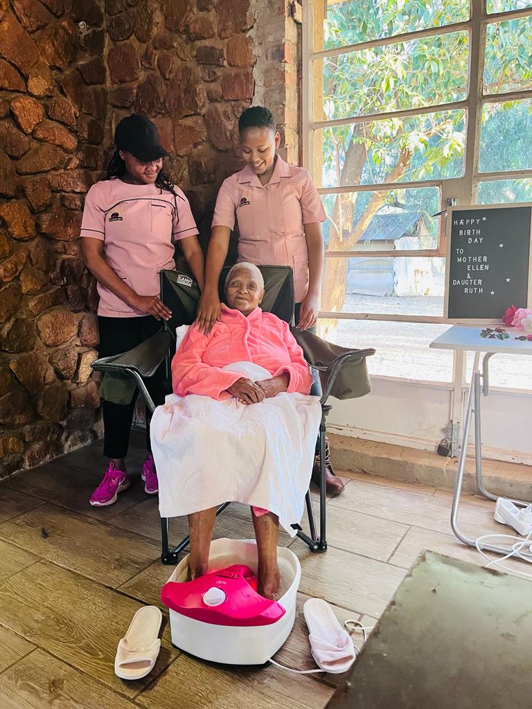 282BDD7B-8237-4ACA-B5AE-6F750294B724